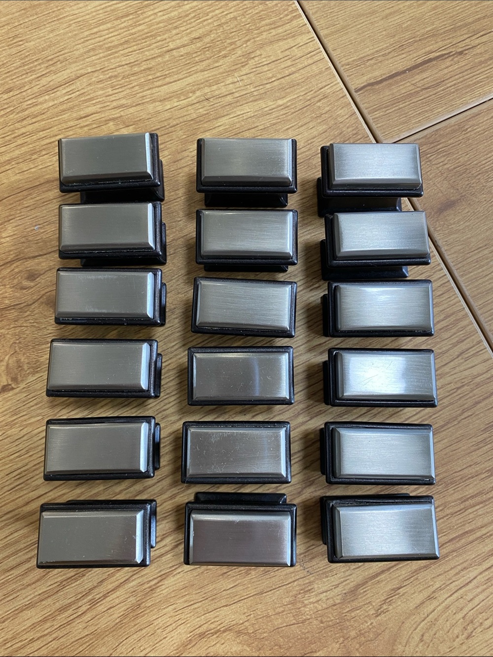 36mm Dual Tone Luxe Square Knob in Cocoa Bronze - Set of 18